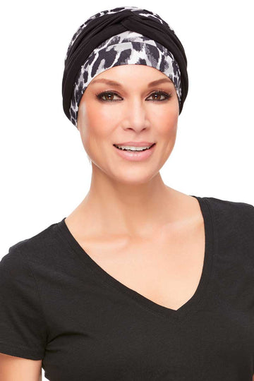 Happy woman with Progressive hair loss wearing The Softie Accent made from Bamboo Viscose Fabric